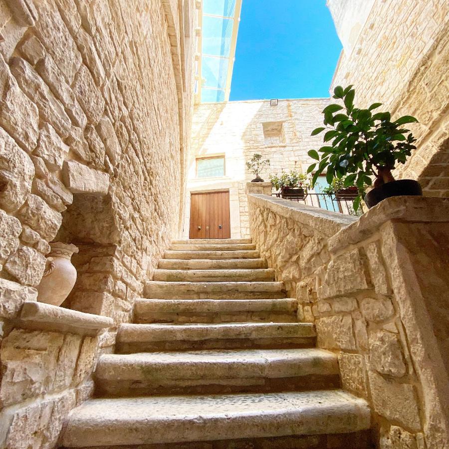 Palazzo Morola XIV Century Apartment Giovinazzo Ngoại thất bức ảnh