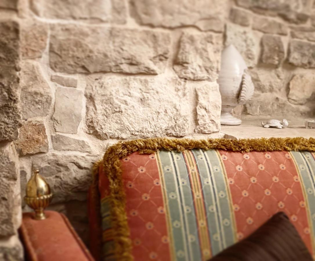 Palazzo Morola XIV Century Apartment Giovinazzo Ngoại thất bức ảnh