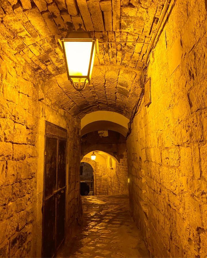 Palazzo Morola XIV Century Apartment Giovinazzo Ngoại thất bức ảnh