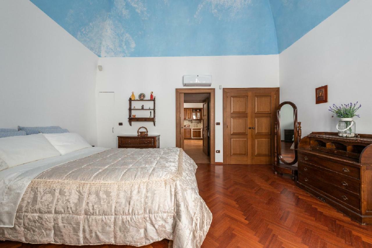 Palazzo Morola XIV Century Apartment Giovinazzo Ngoại thất bức ảnh