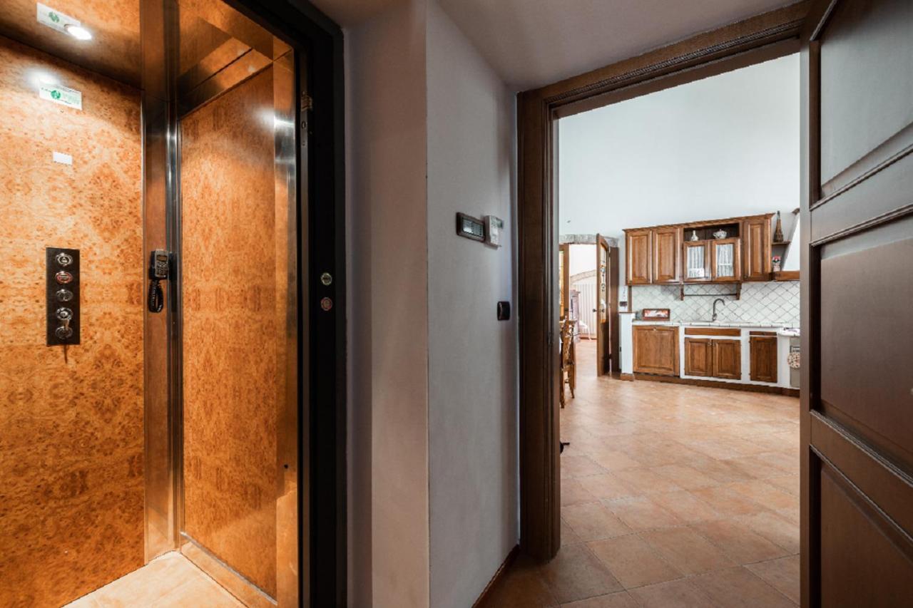 Palazzo Morola XIV Century Apartment Giovinazzo Ngoại thất bức ảnh